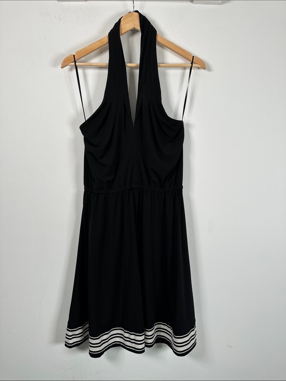 Michael Kors Black Halter Plunge Mini Dress Size S Cruise Resortwear